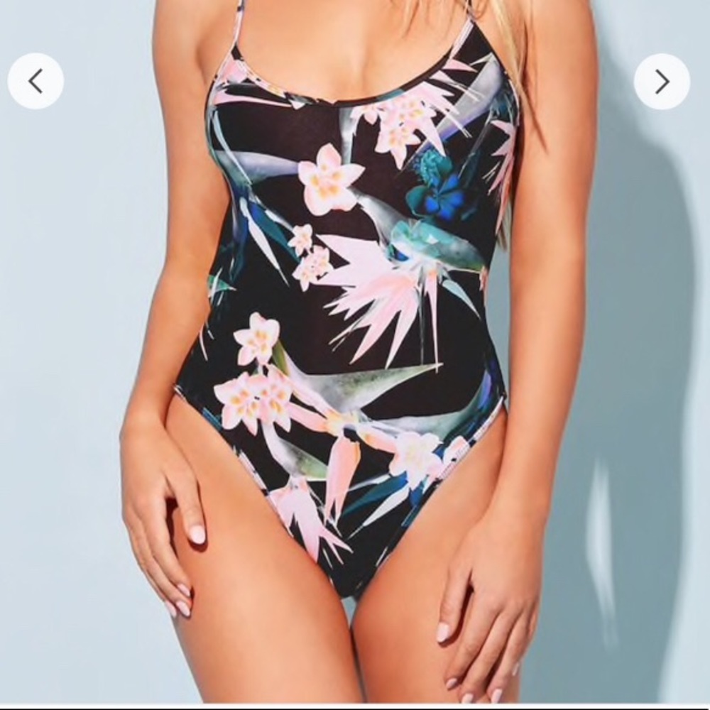 Forever 21 one piece swimsuit